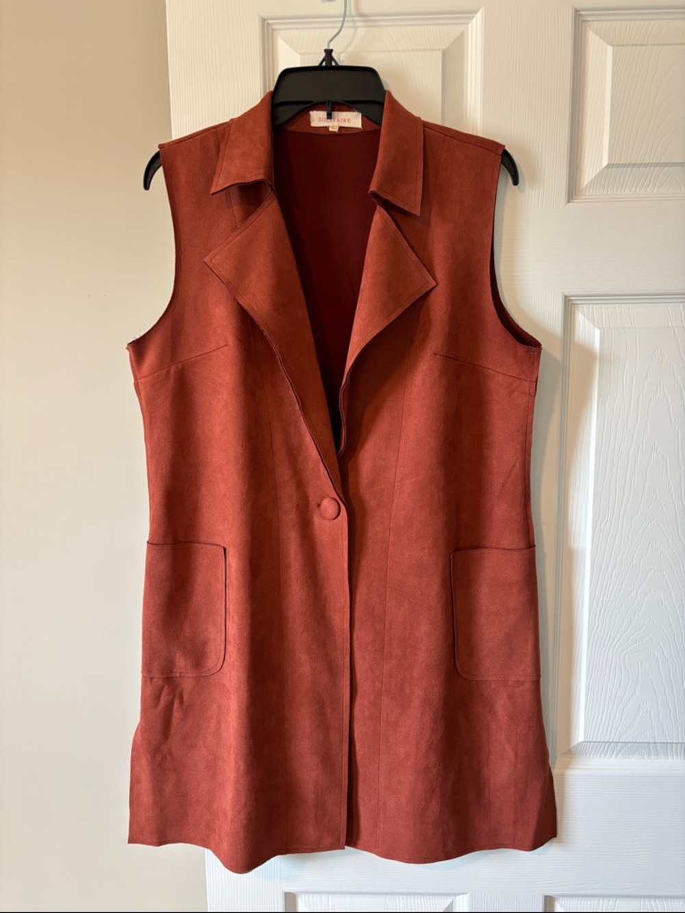 Solitaire Rust-Colored Sleeveless Suede Vest Jacket